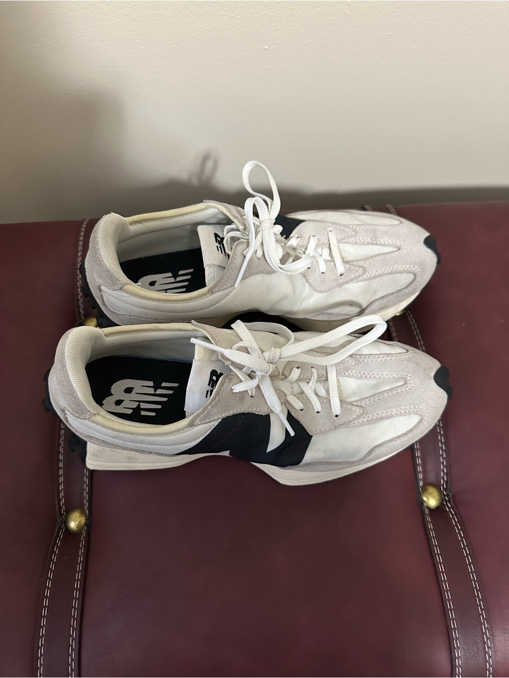 New Balance327 - Picture 2 of 6